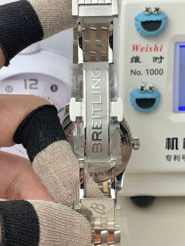 Breitling Navitimer Automatic 41 A17329161C1A1
