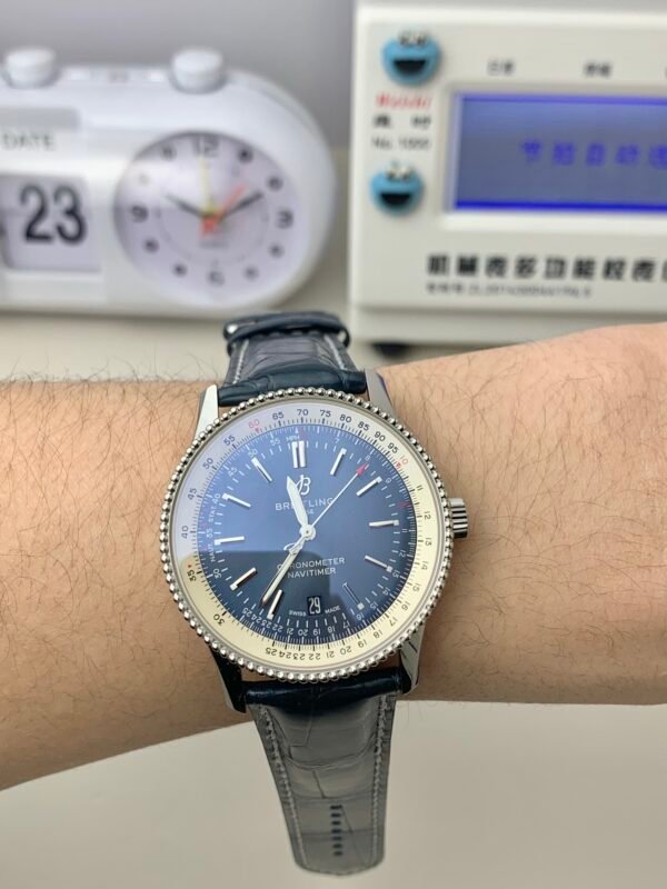 Breitling Navitimer Automatic 41 A17326211C1P4