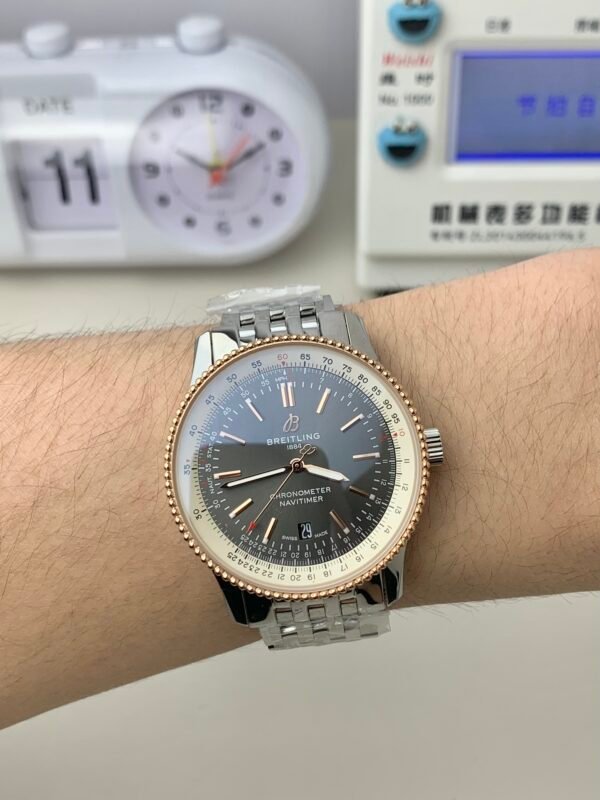 Breitling Navitimer Automatic 41 U17326211M1A1