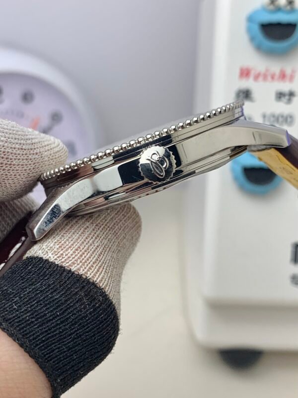 Breitling Navitimer Automatic 41 A17326211G1P1
