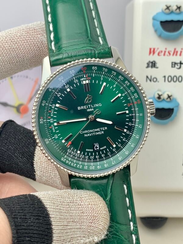 Breitling Navitimer Automatic 41 A17326361L1P2