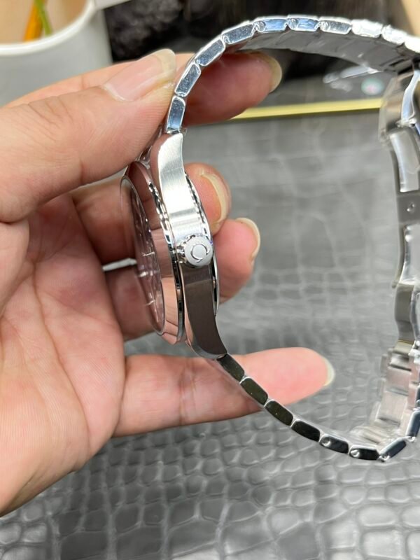 Omega Seamaster Aqua Terra 150M GMT Worldtimer VSF Blue