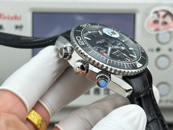 Omega Seamaster Planet Ocean 600M 215.33.46.51.01.001 N1F
