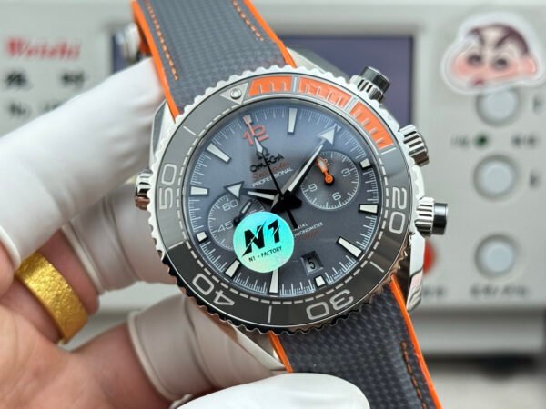 Omega Seamaster Planet Ocean 600M (34) Omega Seamaster Planet Ocean 600M 215.92.46.51.99.001 N1F