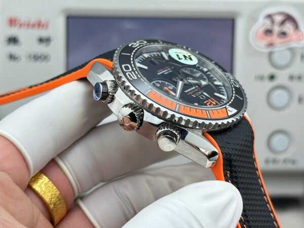 Omega Seamaster Planet Ocean 600M 215.32.46.51.01.001 N1F