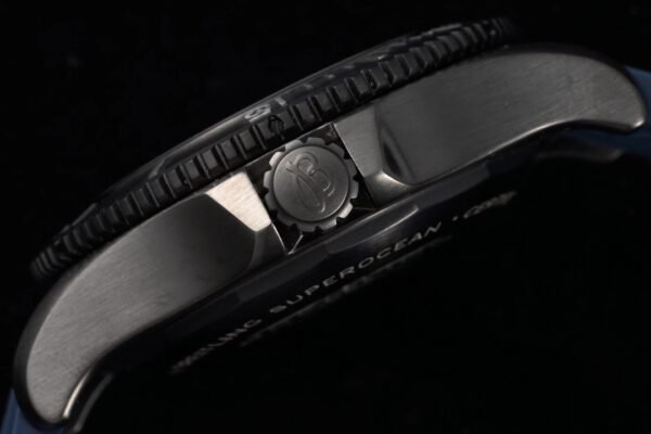 Breitling Superocean Automatic 46 Black Steel M17368D71C1S1