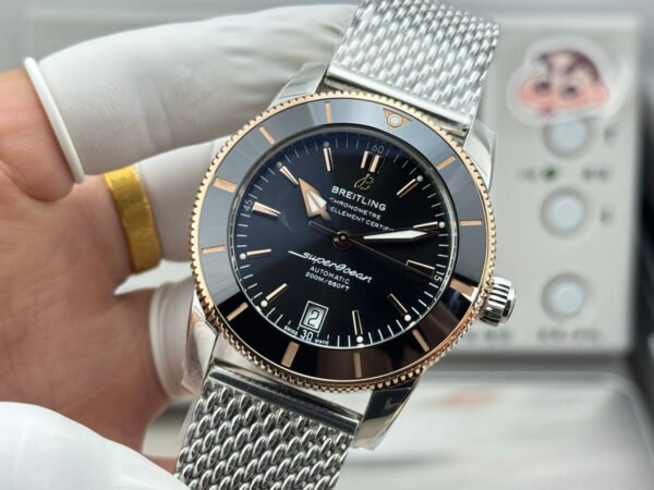 Breitling Superocean Heritage B20 Automatic 42 Black Dial GF