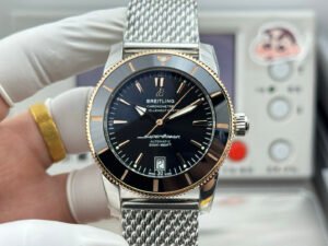 Breitling Superocean Heritage B20 Automatic 42 Black Dial GF