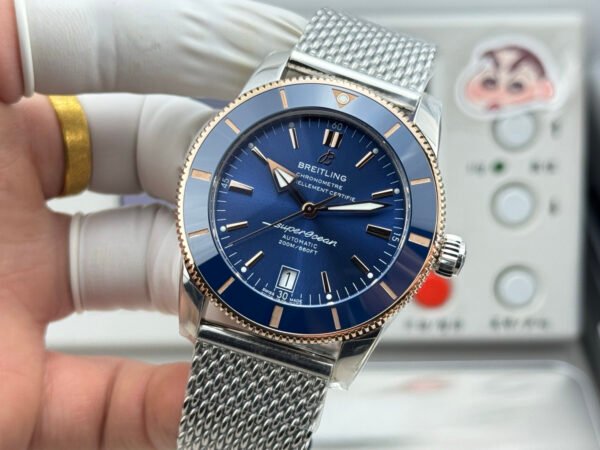 GF Breitling Superocean Heritage B20 Automatic 42 Blue Dial