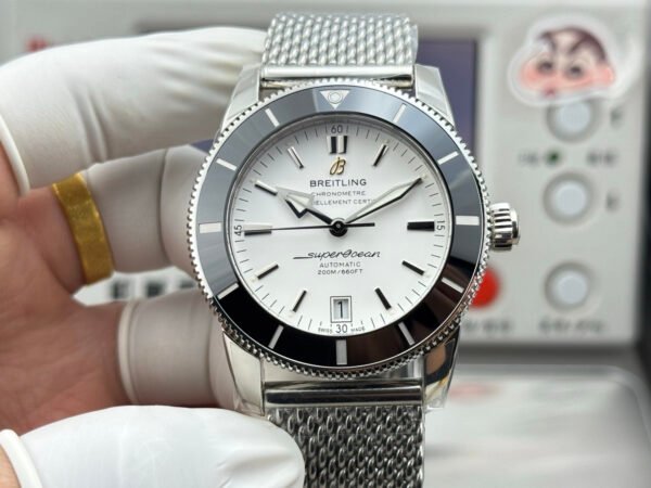 GF Breitling Superocean Heritage B20 Automatic 42 White Dial