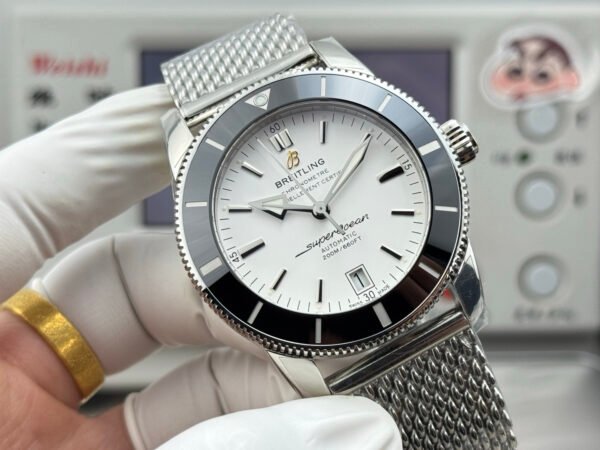GF Breitling Superocean Heritage B20 Automatic 42 White Dial