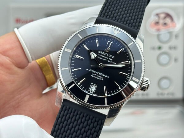 Breitling Superocean Heritage B20 Automatic 42 Black Dial GF