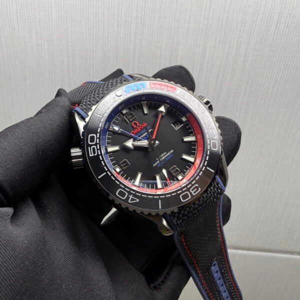 Omega Seamaster Deep Black GMT 215.92.46.22.01.004  VSF
