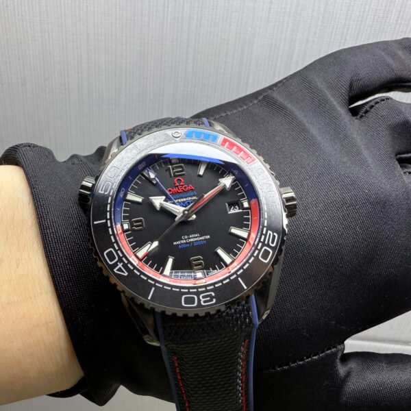 Omega Seamaster Deep Black GMT 215.92.46.22.01.004  VSF