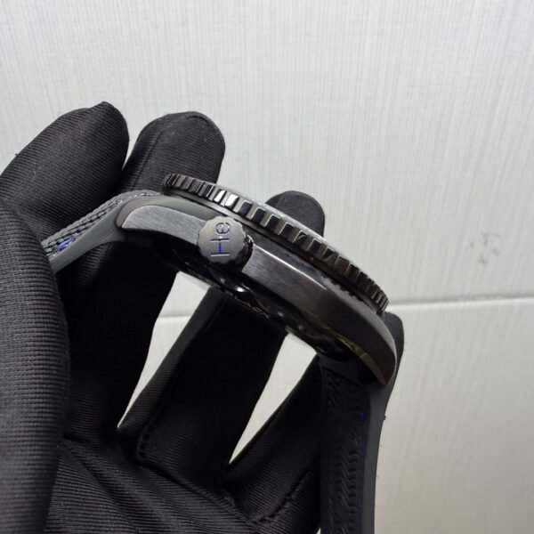 Omega Seamaster Deep Black GMT 215.92.46.22.01.002  VSF