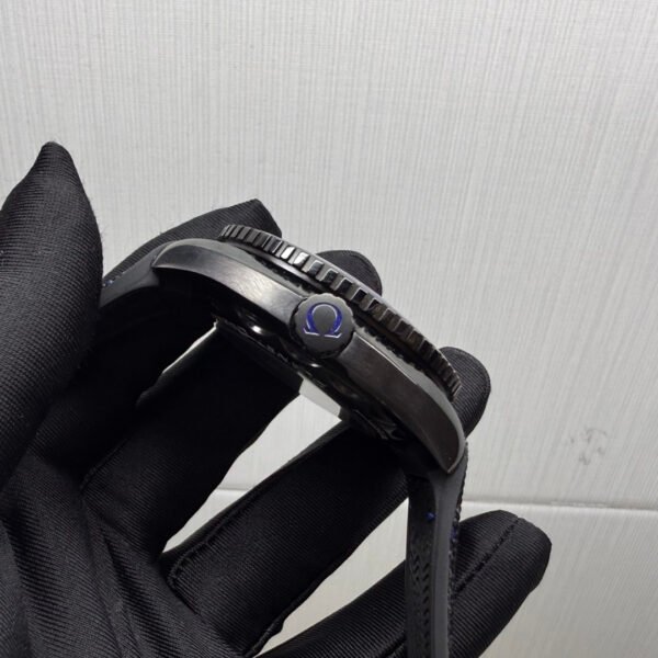 Omega Seamaster Deep Black GMT 215.92.46.22.01.002  VSF