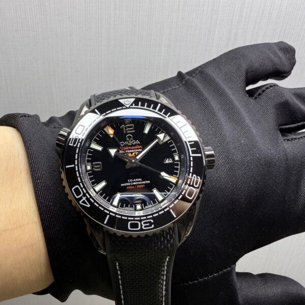 Omega Seamaster Deep Black GMT 215.92.46.22.01.001  VSF