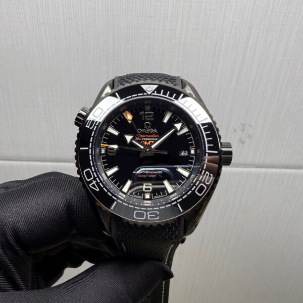 Omega Seamaster Deep Black GMT 215.92.46.22.01.001  VSF