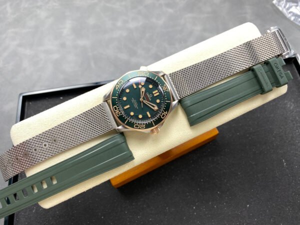 Omega Seamaster Diver 300M 210.90.42.20.10.001 Titanium VSF