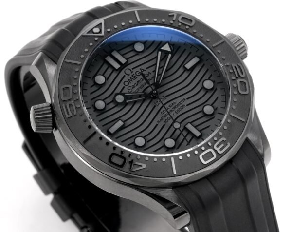 img_083bf238_20251005_i1759669084621_3659_0_2.jpg Omega Seamaster Diver 300M 210.92.44.20.01.003 Darth Vader ORF