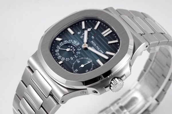 Patek Philippe Nautilus 5712/1A-001 Dark Blue Dial PPF