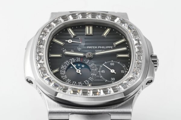 Patek Philippe Nautilus 5712 Drak Blue Dial PPF