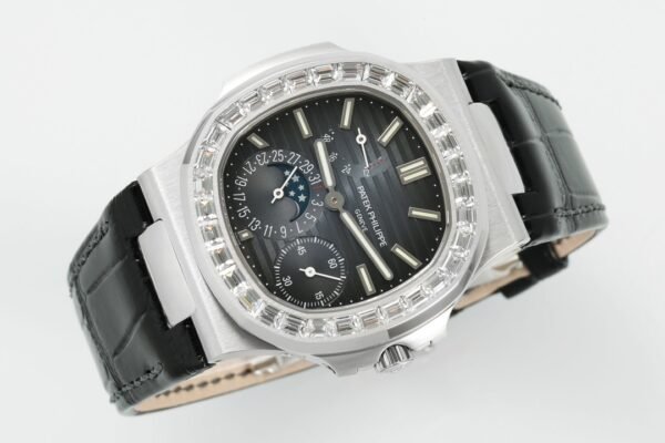 Patek Philippe Nautilus 5712 Drak Blue Dial PPF