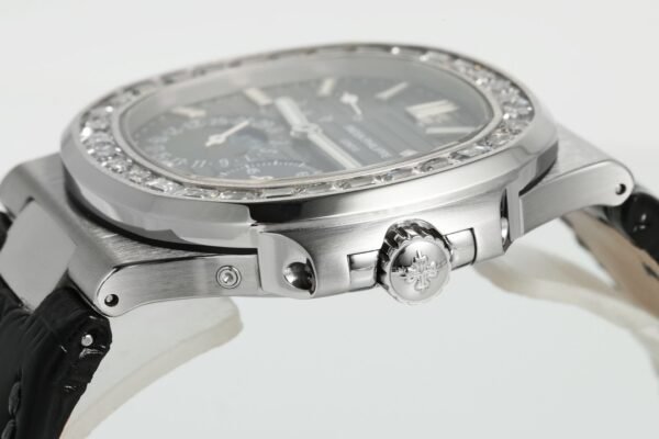 Patek Philippe Nautilus 5712 Drak Blue Dial PPF