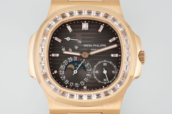 img_5ee17706_20250220_i1740042116_630_4.jpg Patek Philippe Nautilus 5712 Black Brown Dial PPF