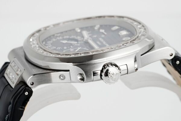 Patek Philippe Nautilus 5712 Blue Dial PPF