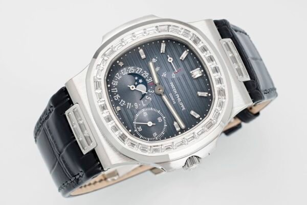 Patek Philippe Nautilus 5712 Blue Dial PPF