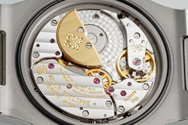 Patek Philippe Nautilus 5712 Blue Dial PPF
