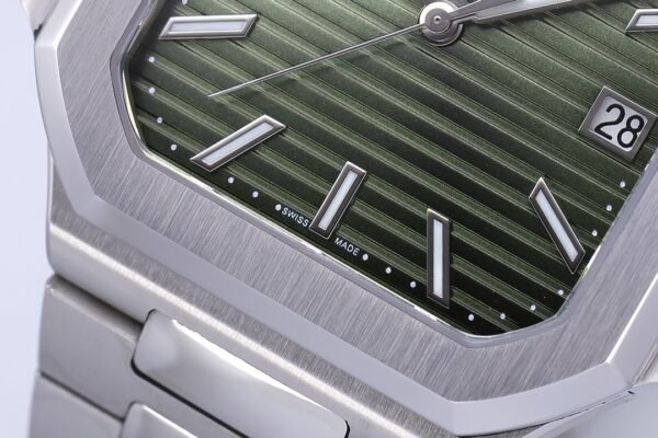 img_5ee17706_20250623_i1750663222_8285_0.jpg Patek Philippe CUBITUS 5821/1A-001 Olive Green Dial PPF