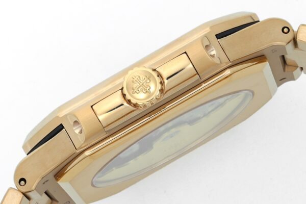Patek Philippe CUBITUS 5821 Brown Dial  PPF