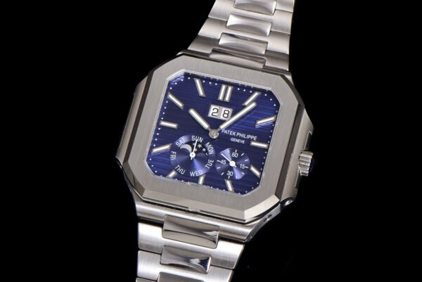 Patek Philippe CUBITUS 5822 Blue Dial TWF
