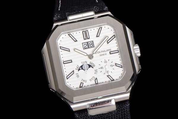 Patek Philippe CUBITUS 5822 White Dial TWF