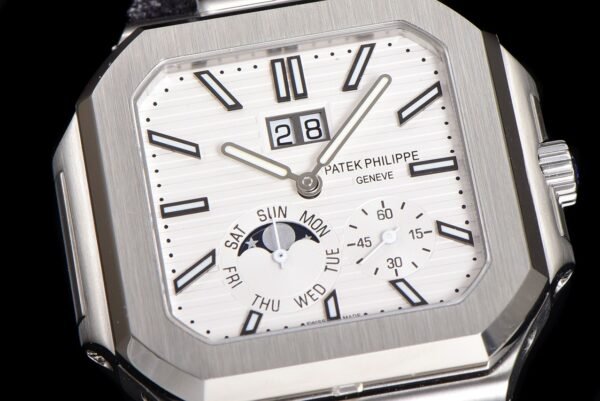 Patek Philippe CUBITUS 5822 White Dial TWF