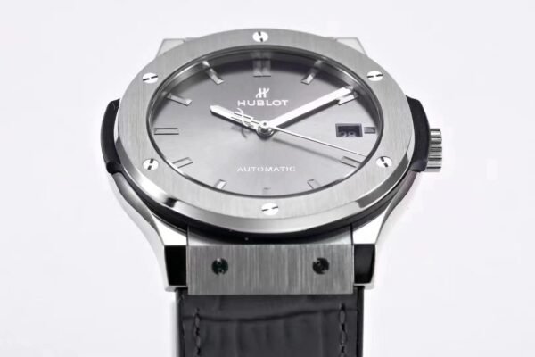 wwf classic fusion 42mm,45mm titanium super clone watch dial logo close up detail