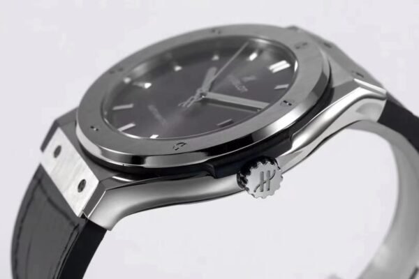 wwf classic fusion 42mm,45mm titanium super clone side view of a square bang unico watch