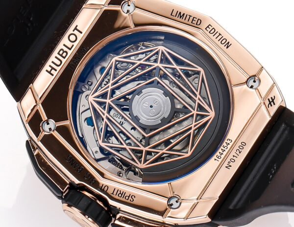 pirit of Big Bang 42mm replica sapphire exhibition caseback decorated automatic rotor chronograph movement