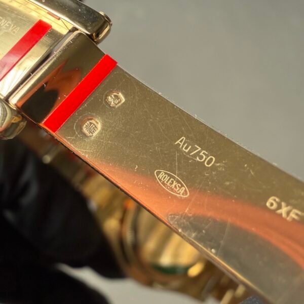 m126508 daytona watch buckle details
