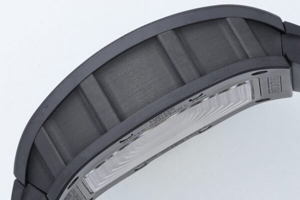 the entire body is made of black ceramic low-density material.