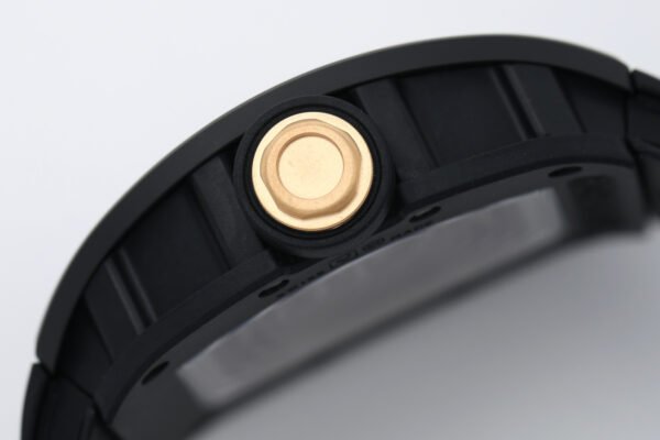 titanium and rubber o-ring double security crown