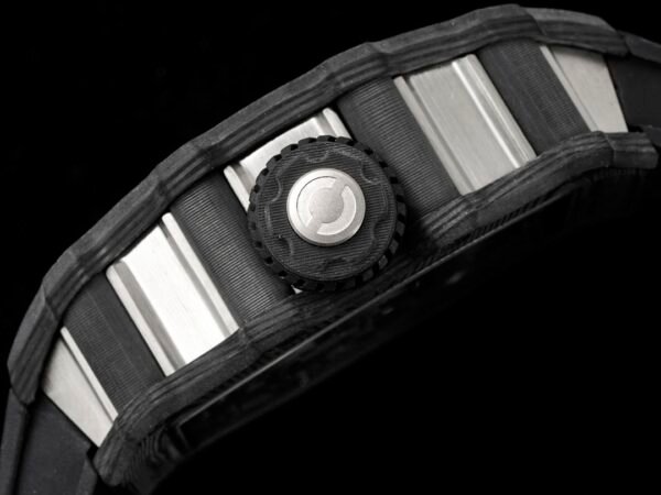 perfect combination of carbon TPT and titanium in the rm21-01 watch case