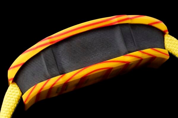 the perfectly crafted lightweight rm27-03 case is made of quartz tpt and carbon tpt.