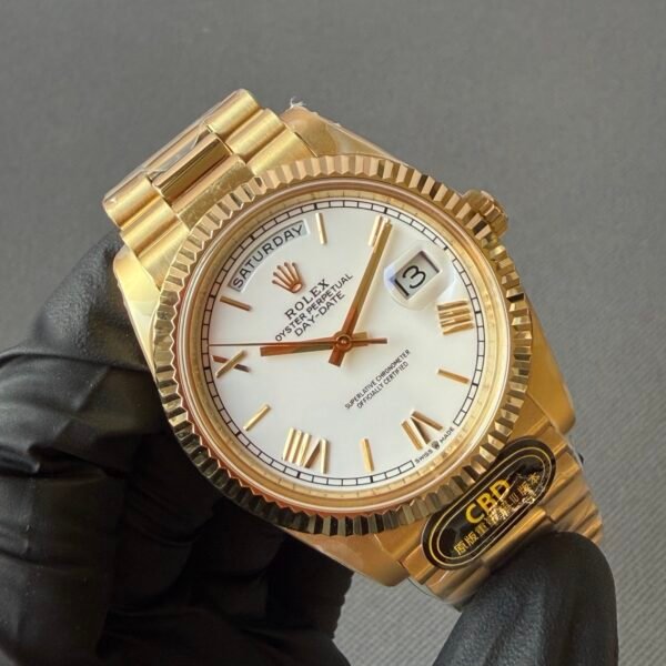 rolex daydate 40 with a white gold dial and President bracelet, paired with a business suit, exudes the elegance of a luxury timepiece.