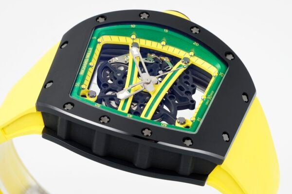 rm061 is made of TPZ-N black ceramic.
