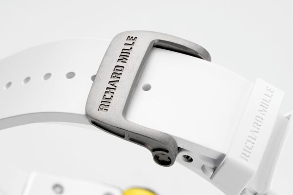 Dustproof premium rubber strap with titanium folding clasp Dustproof premium rubber strap with titanium folding clasp