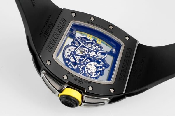 rm061 transparent case back perfectly showcases the details of the movement from every angle.