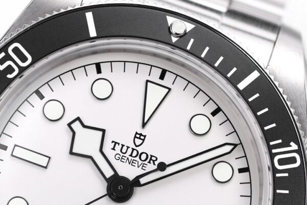 TUDOR Black Bay 68 Replica Bezel and Dial TUDOR Black Bay 68 Replica Bezel and Dial